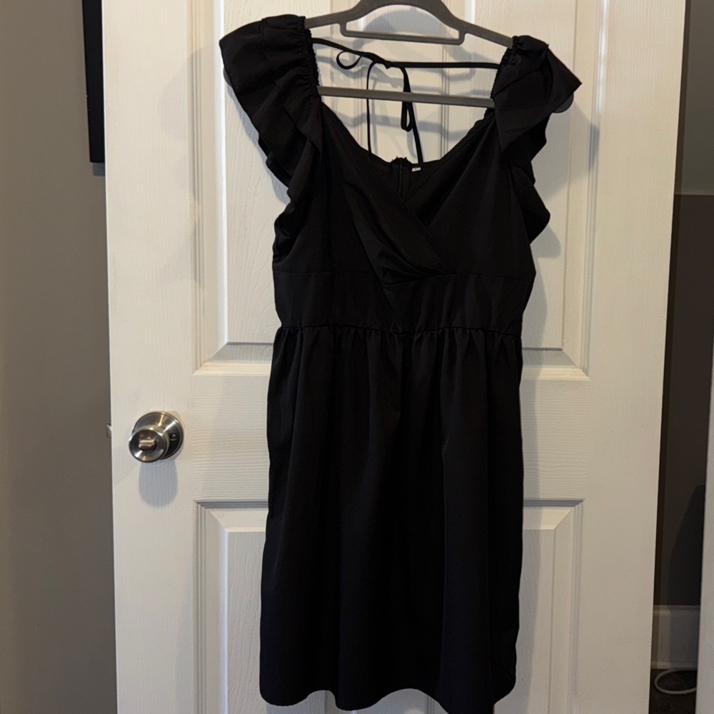 Elegant Black Mini Dress